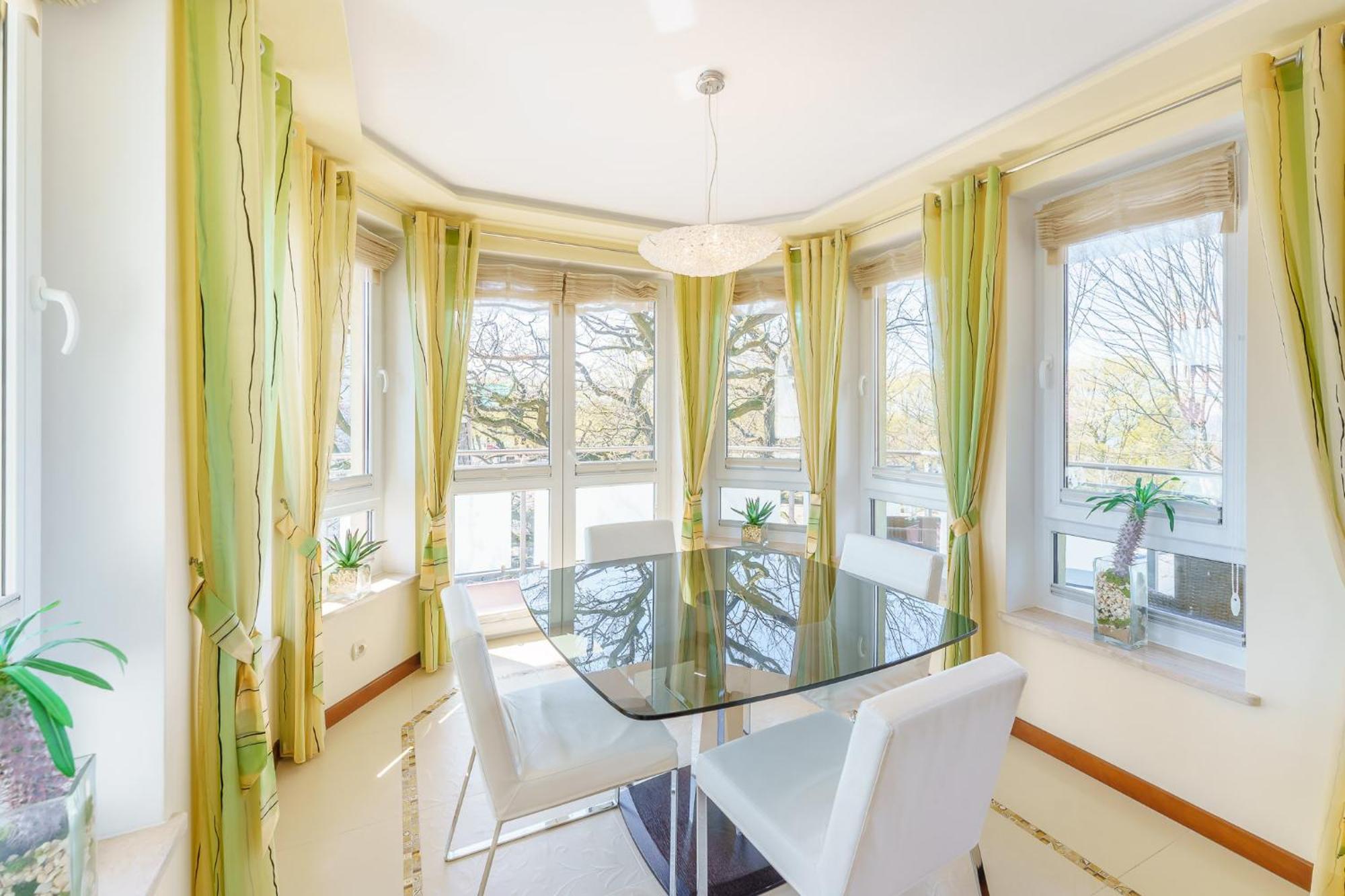Seaside Apartment With Parking & Ac - 150 M To The Beach By Noclegi Renters Miedzyzdroje Exteriör bild