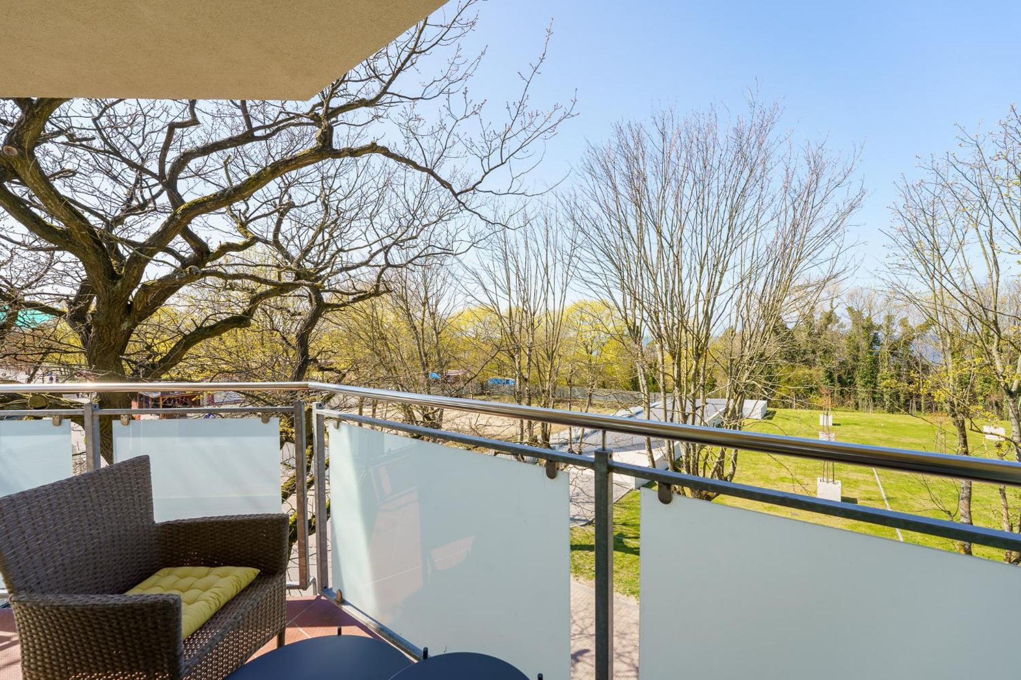 Seaside Apartment With Parking & Ac - 150 M To The Beach By Noclegi Renters Miedzyzdroje Exteriör bild